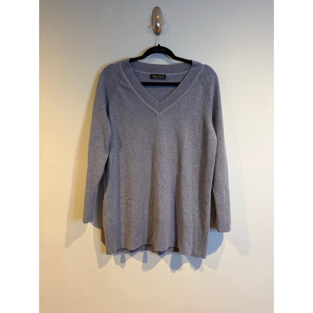 Claudia Nichole 100% Cashmere V-Neck Sweater Medium